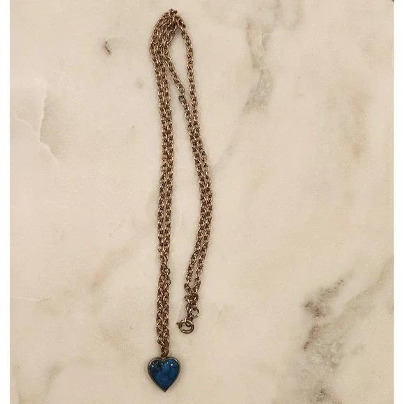 Blue Turquoise Heart Pendant Necklace Natural Stone Look Charm Gold Tone Chain - Picture 3 of 10